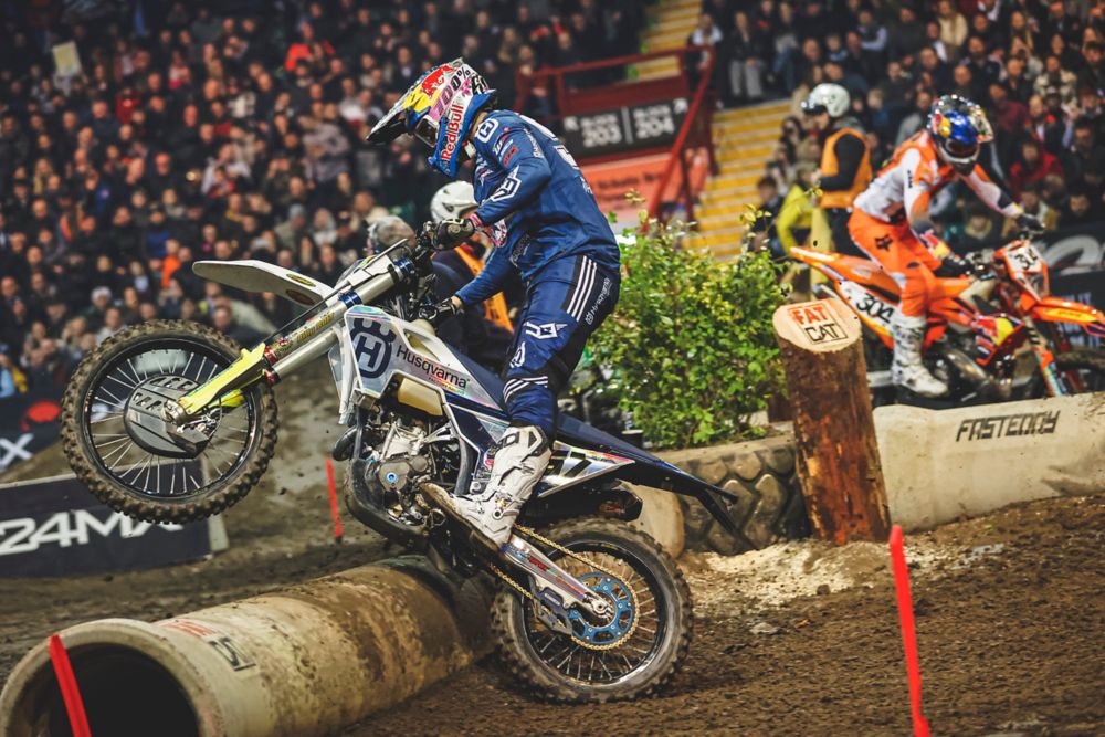 Billy Bolt crowned SuperEnduro World Champion on home soil in